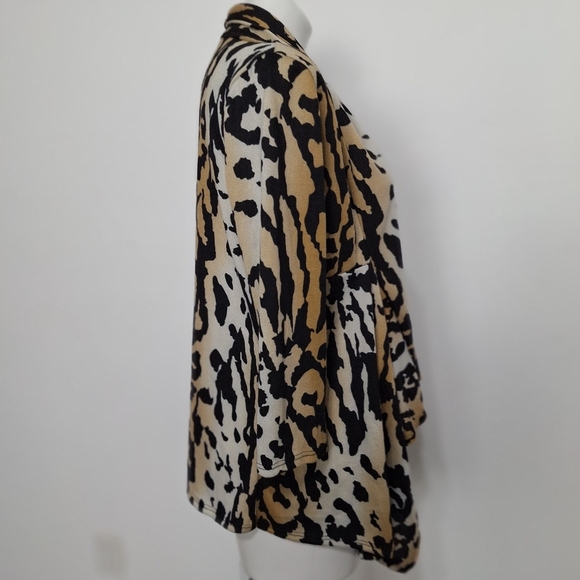 Isabella Rodriguez Academia Animal Print Waterfall Mobwife Cardigan Size L - Picture 6 of 14